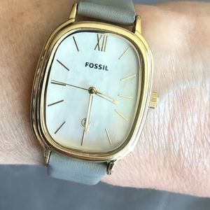 Fossil Mother of Pearl Date Watch
